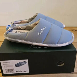 NIB Barbour “Scottie” Gray and Pink Quilted Slip On Size 5 Womens